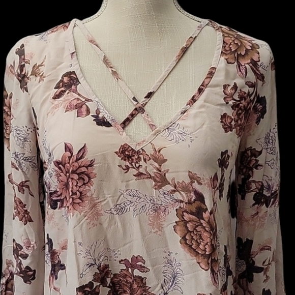 Free People Floral Top - Picture 2 of 5